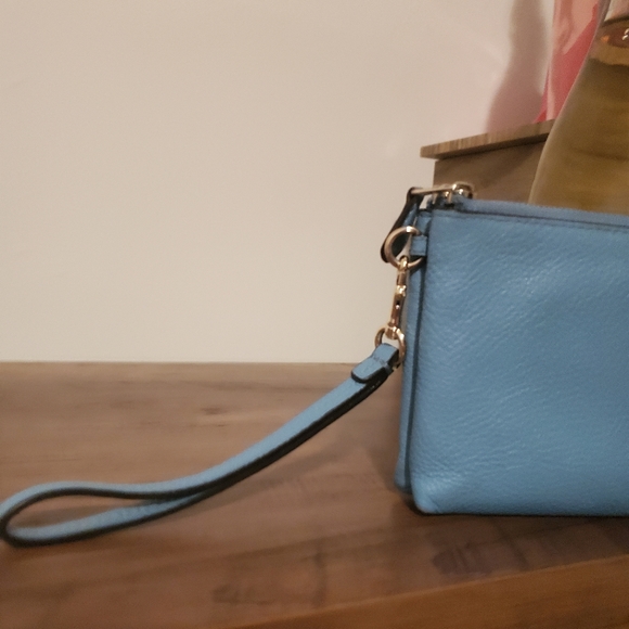 Coach Tiffany Blue Double Wallet with Wristlet strap - Picture 4 of 16